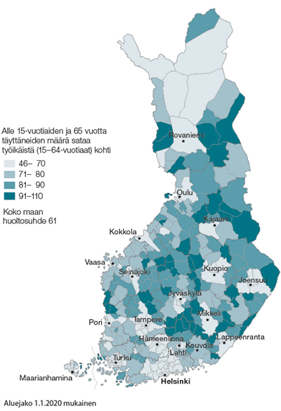 Kuntien välillä oli suuria eroja. Huoltosuhde oli vuonna 2019 suurin Kaskisissa (110) ja Kuhmoisissa (109) ja pienin Helsingissä (46), Tampereella (48) ja Vantaalla (49).